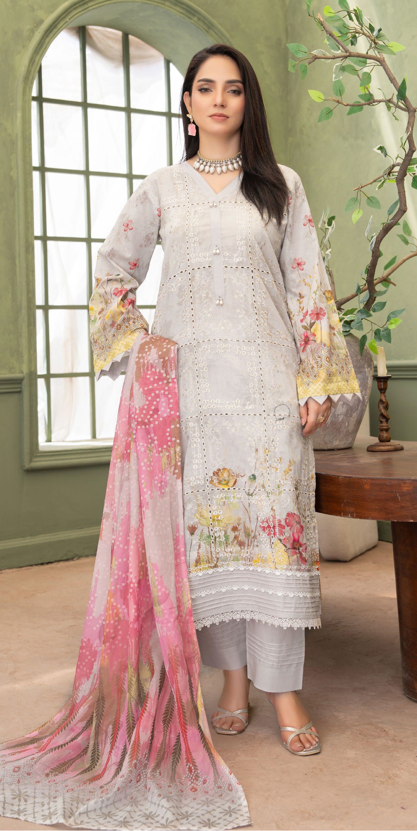 Grey Mist Lawn Suit – 3 Piece Unstitched