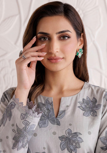 Dusk Whisper Lawn Suit – 3 Piece Unstitched
