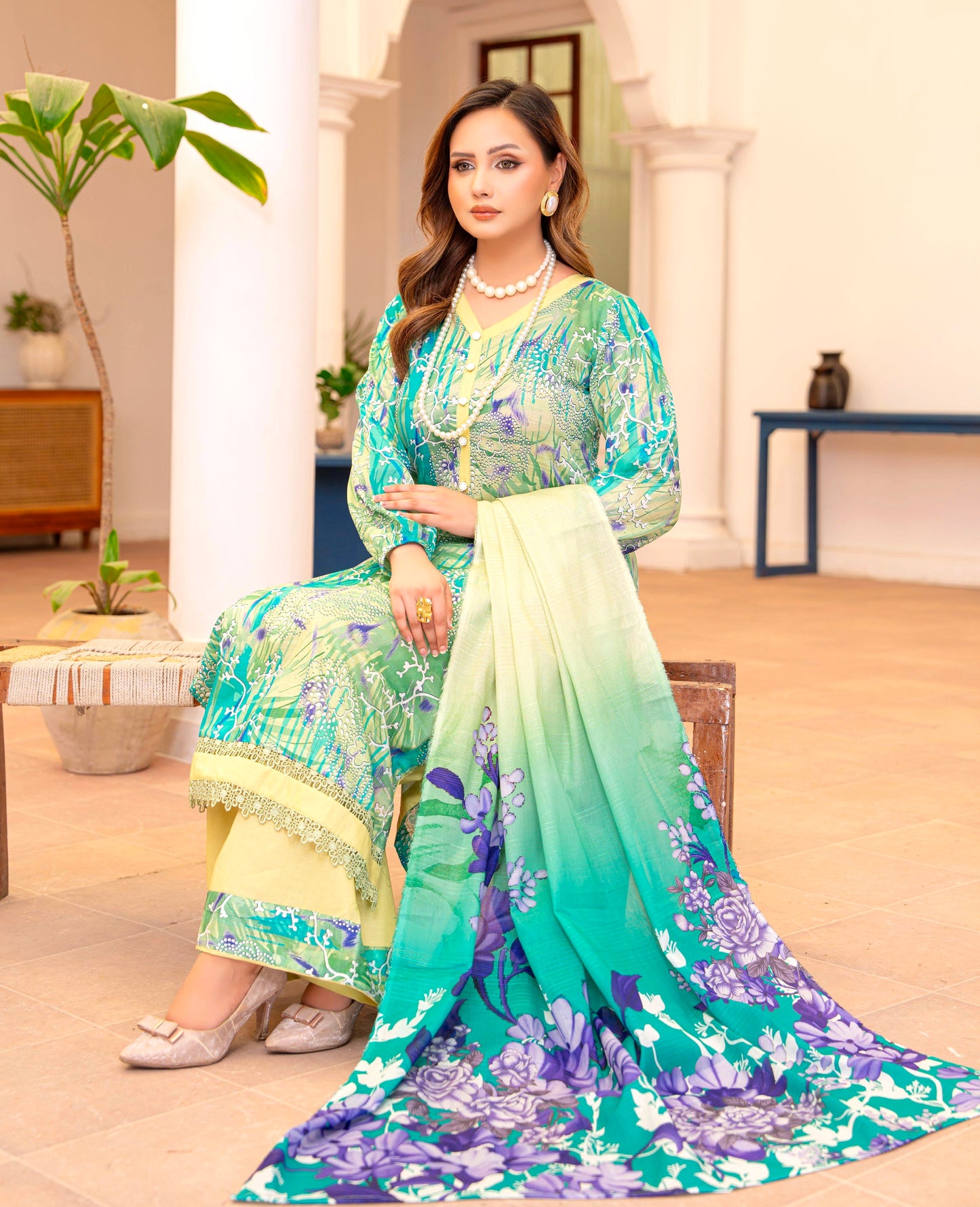 Emerald Baagh Lawn Suit – 3 Piece Unstitched