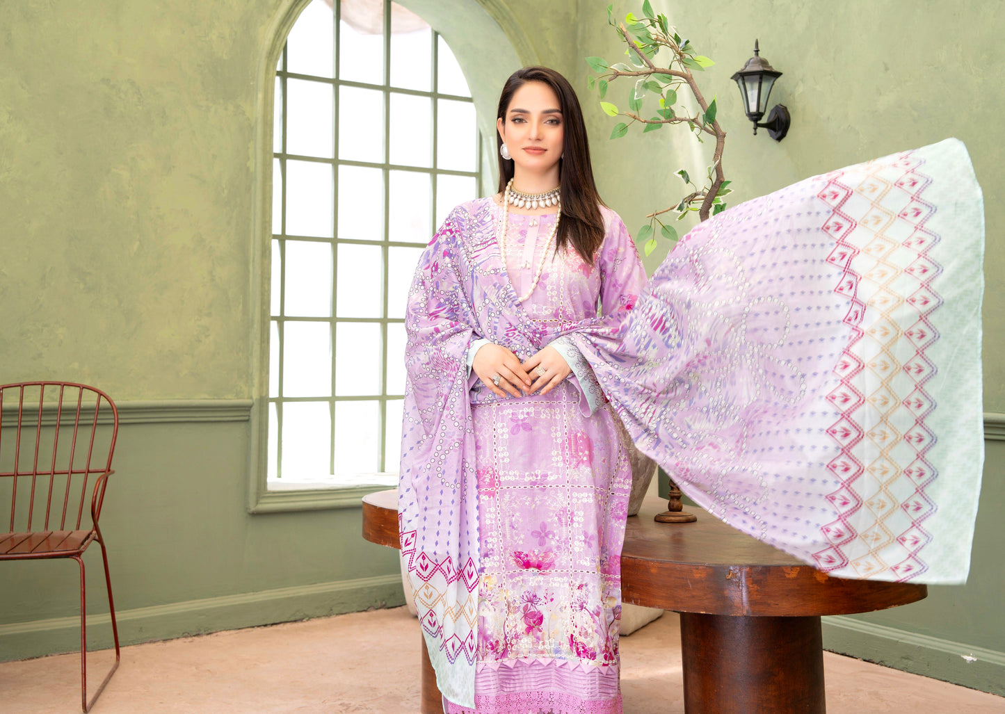 Lilac Noor Lawn Suit – 3 Piece Unstitched