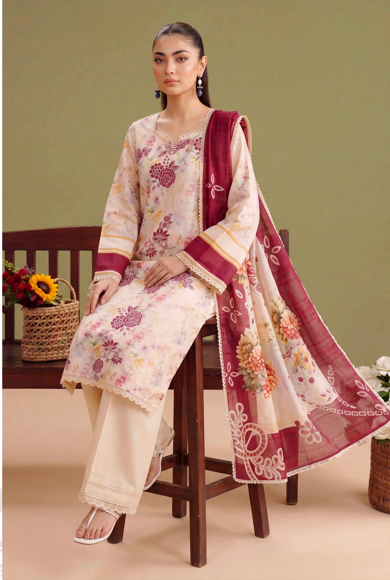 Ivory Dahlia Lawn Suit – 3 Piece Unstitched