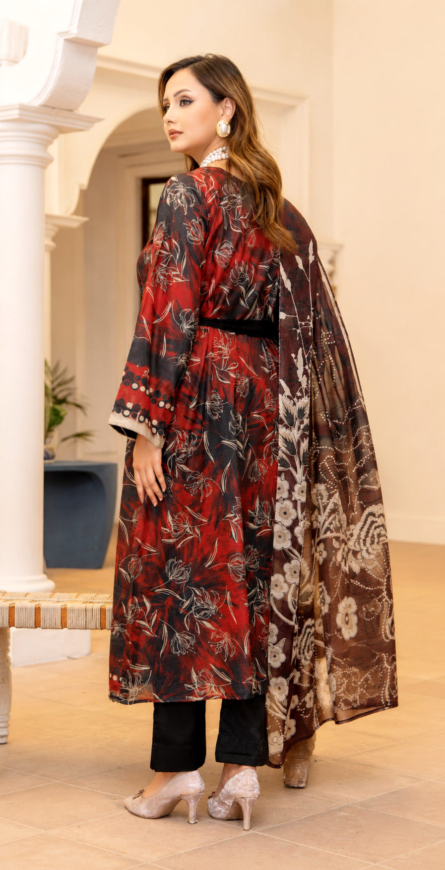 Noir Dahlia Lawn Suit – 3 Piece Unstitched
