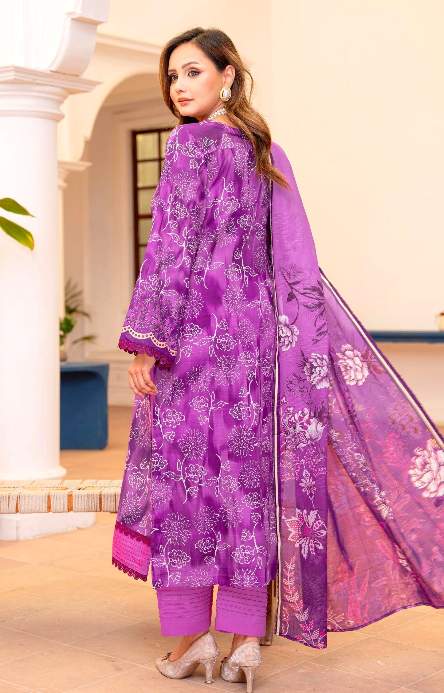 Velvet Iris Lawn Suit – 3 Piece Unstitched